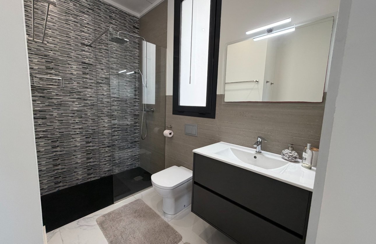 Resale - Villa - Ciudad Quesada - La Laguna