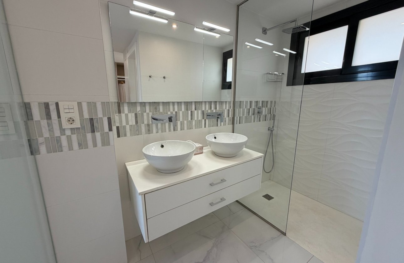 Resale - Villa - Ciudad Quesada - La Laguna