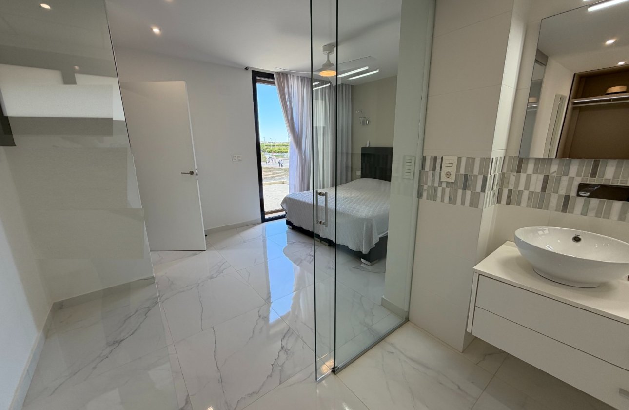 Resale - Villa - Ciudad Quesada - La Laguna