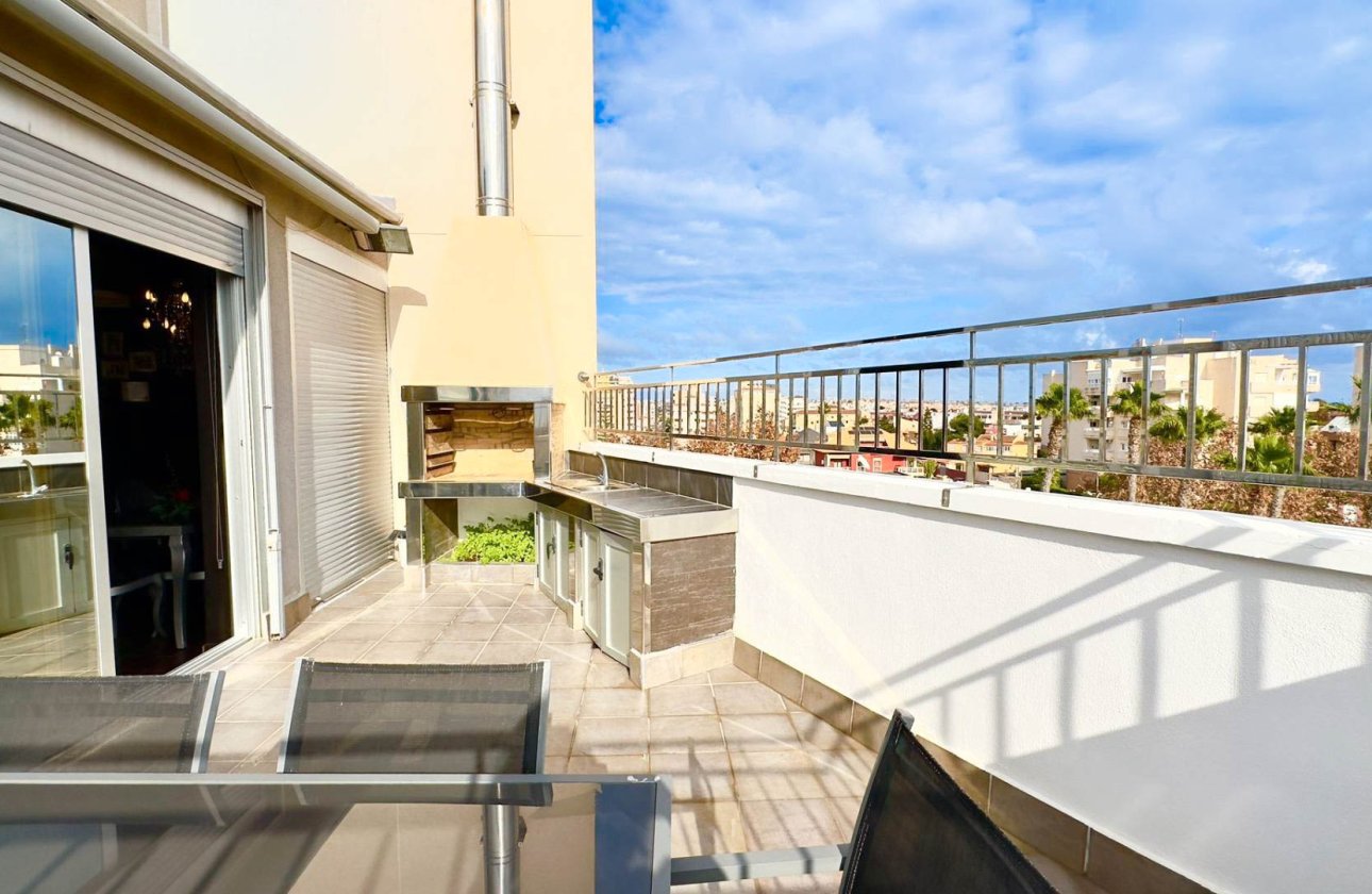 Resale - Building - Torrevieja - Nueva Torrevieja - Aguas Nuevas