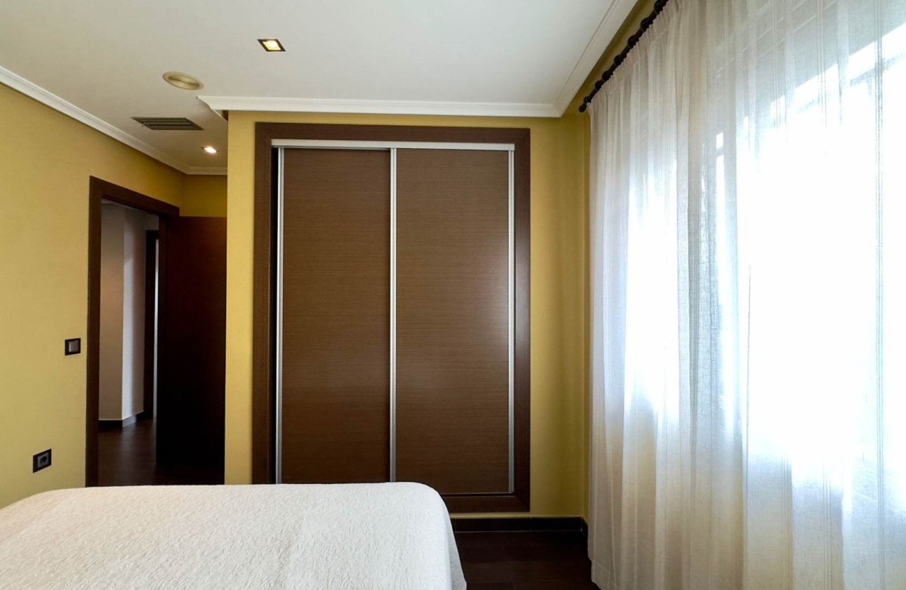 Resale - Building - Torrevieja - Nueva Torrevieja - Aguas Nuevas