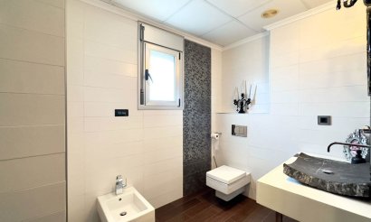 Resale - Building - Torrevieja - Nueva Torrevieja - Aguas Nuevas