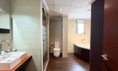 Resale - Building - Torrevieja - Nueva Torrevieja - Aguas Nuevas