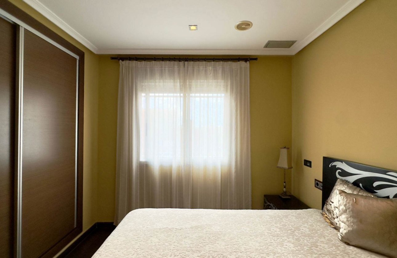 Resale - Building - Torrevieja - Nueva Torrevieja - Aguas Nuevas