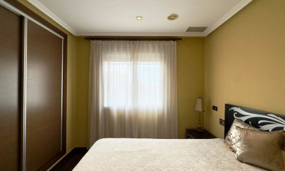 Resale - Building - Torrevieja - Nueva Torrevieja - Aguas Nuevas