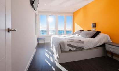 Resale - Apartment / flat - Torrevieja - Playa del Acequión