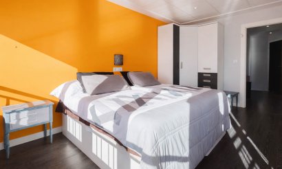 Resale - Apartment / flat - Torrevieja - Playa del Acequión