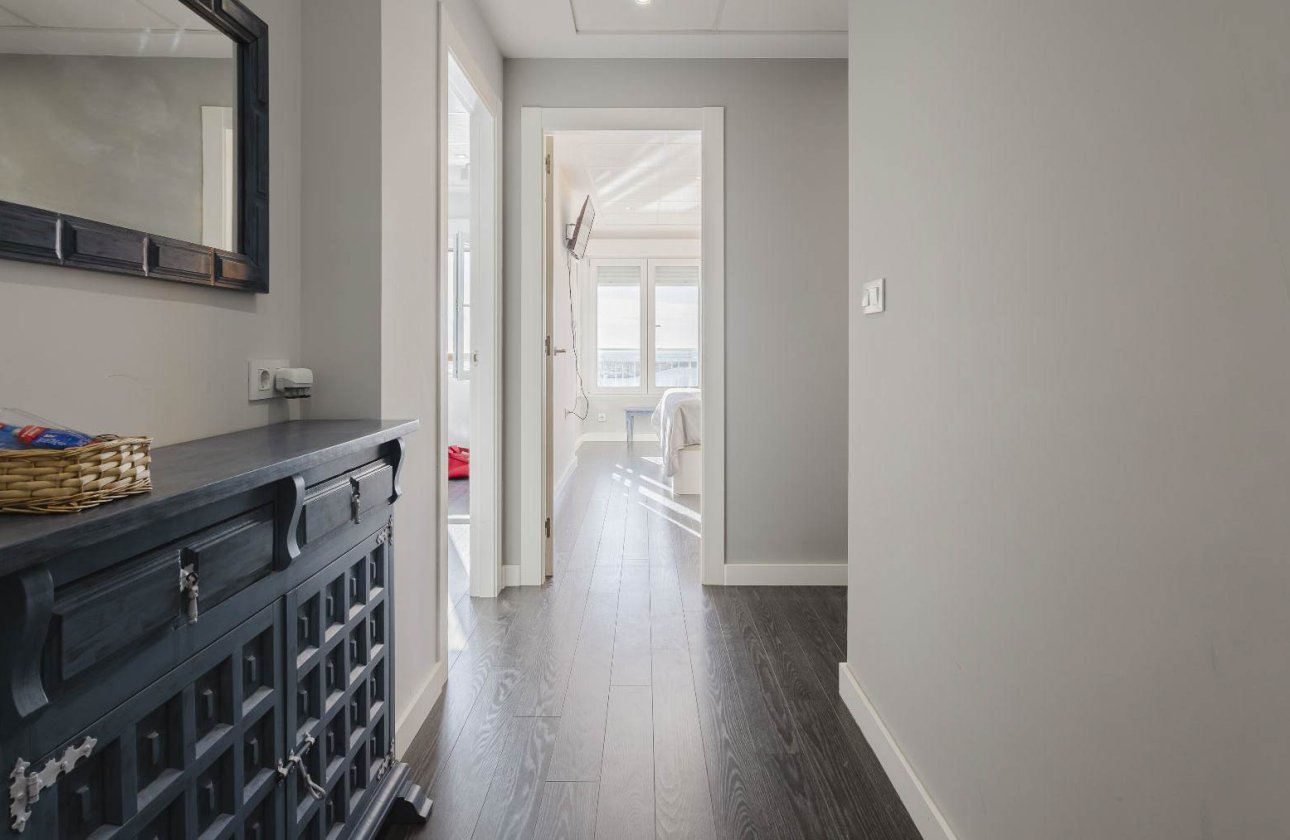 Resale - Apartment / flat - Torrevieja - Playa del Acequión