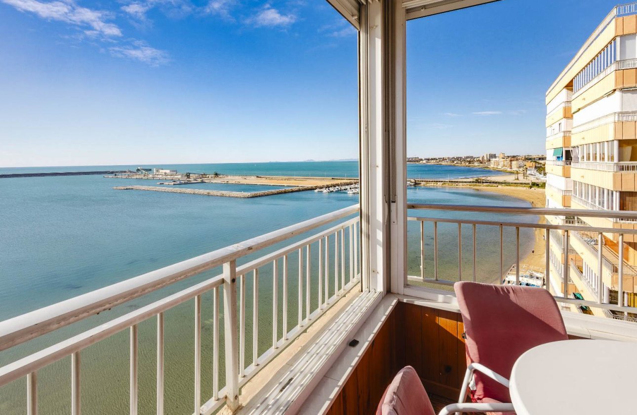 Resale - Apartment / flat - Torrevieja - Playa del Acequión