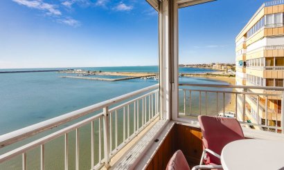 Resale - Apartment / flat - Torrevieja - Playa del Acequión