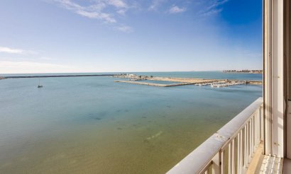 Resale - Apartment / flat - Torrevieja - Playa del Acequión