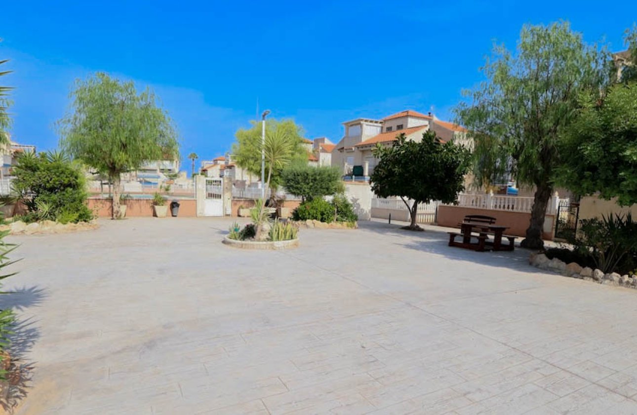 Resale - Bungalow - Orihuela Costa - Playa Flamenca