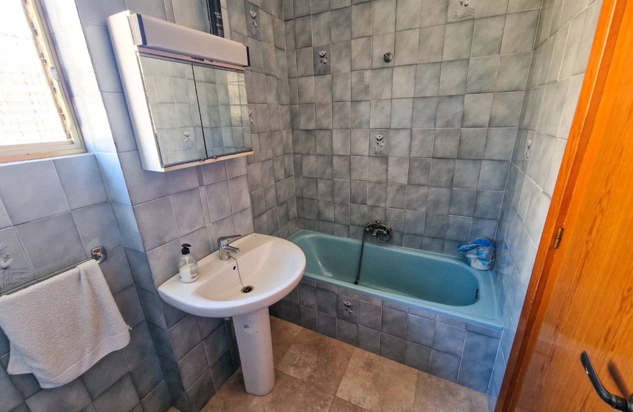 Resale - Villa - Pilar de la Horadada - Torre De La Horadada