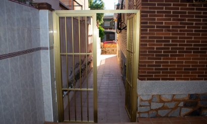 Resale - Villa - Pilar de la Horadada - Torre De La Horadada