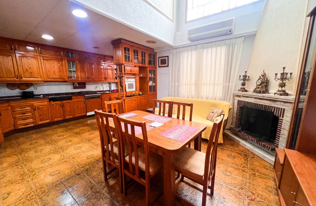 Resale - Villa - Guardamar del Segura - Guardamar pueblo