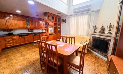 Resale - Villa - Guardamar del Segura - Guardamar pueblo