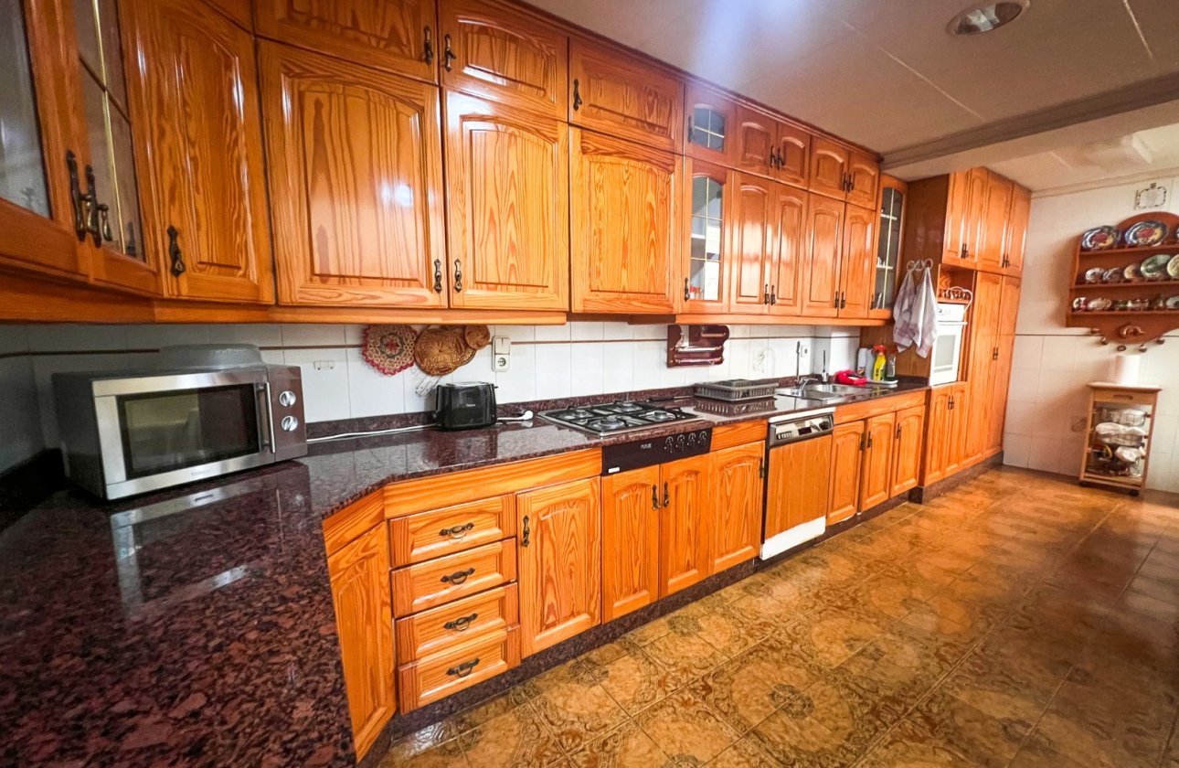 Resale - Villa - Guardamar del Segura - Guardamar pueblo