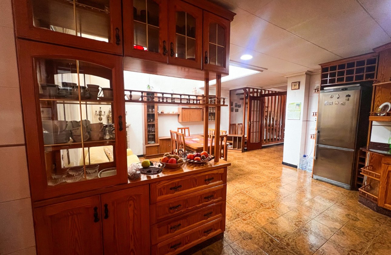 Resale - Villa - Guardamar del Segura - Guardamar pueblo