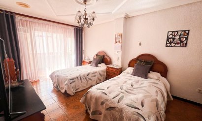 Resale - Villa - Guardamar del Segura - Guardamar pueblo
