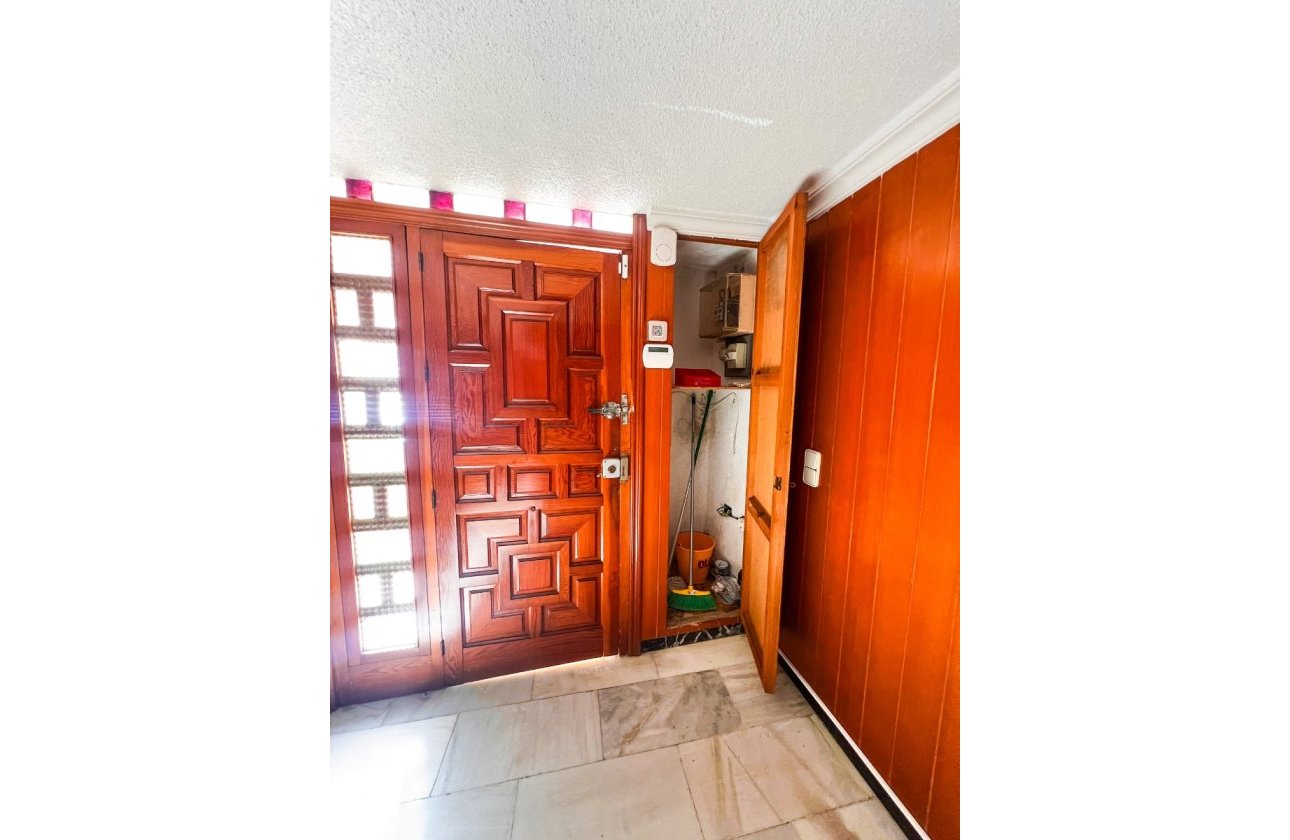 Resale - Villa - Guardamar del Segura - Guardamar pueblo