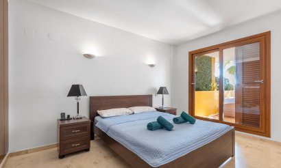 Resale - Apartment / flat - Torrevieja - Punta Prima