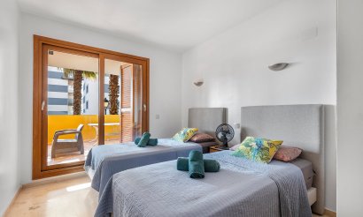 Resale - Apartment / flat - Torrevieja - Punta Prima