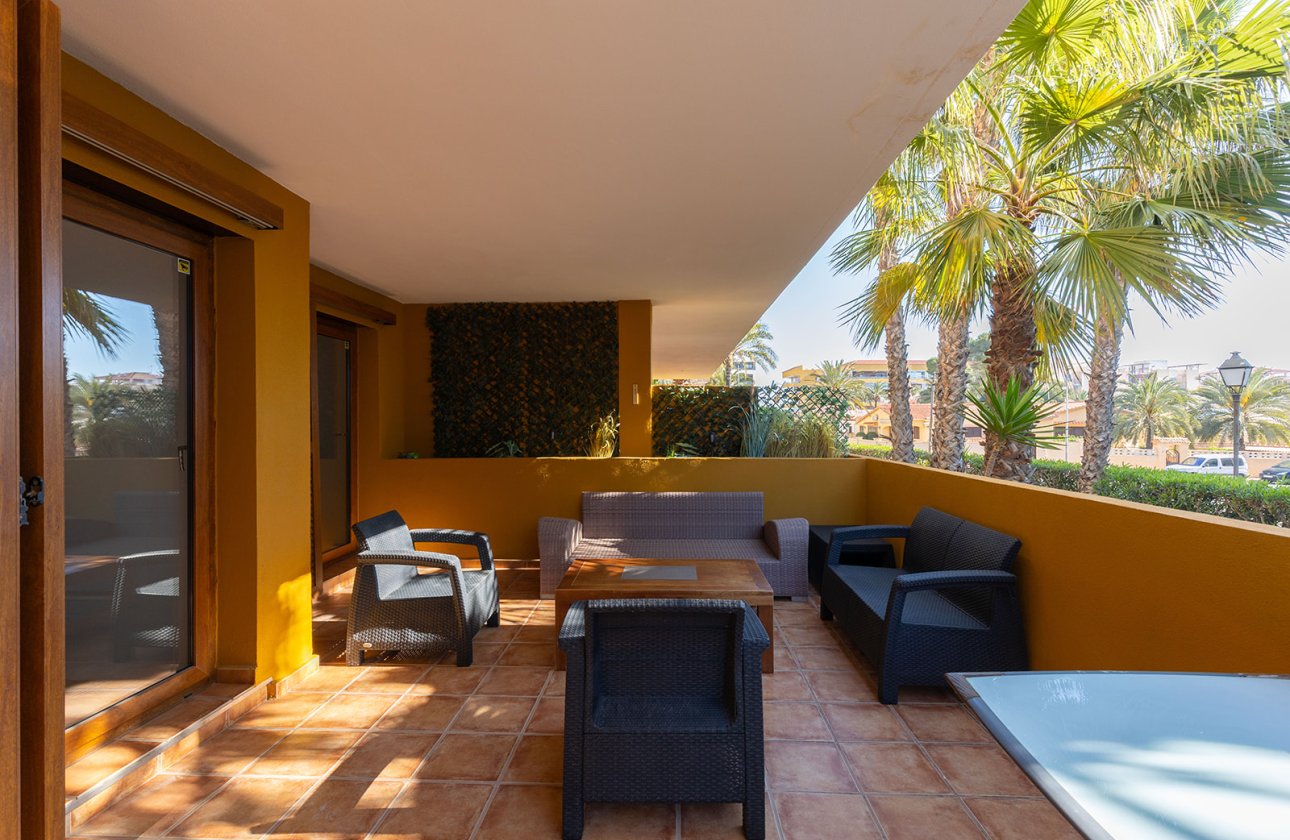 Resale - Apartment / flat - Torrevieja - Punta Prima