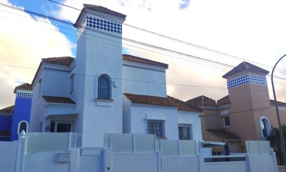 Resale - Villa - San Miguel de Salinas - Las filipinas