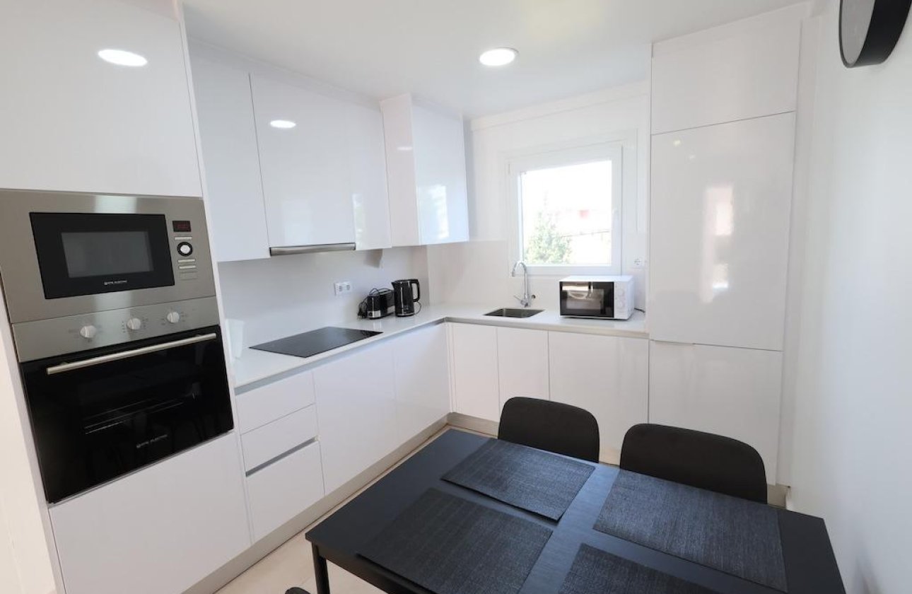 Resale - Apartment / flat - Orihuela Costa - La Zenia