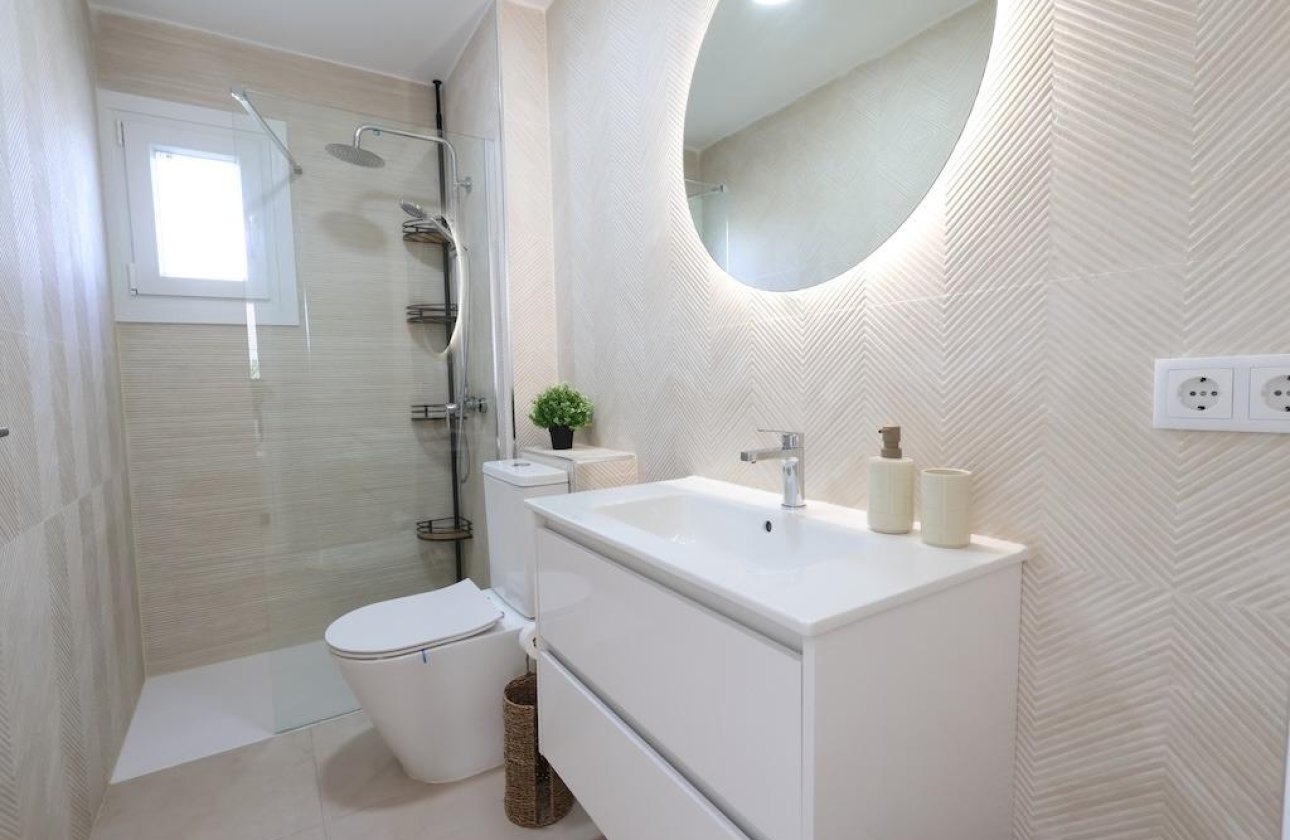 Resale - Apartment / flat - Orihuela Costa - La Zenia