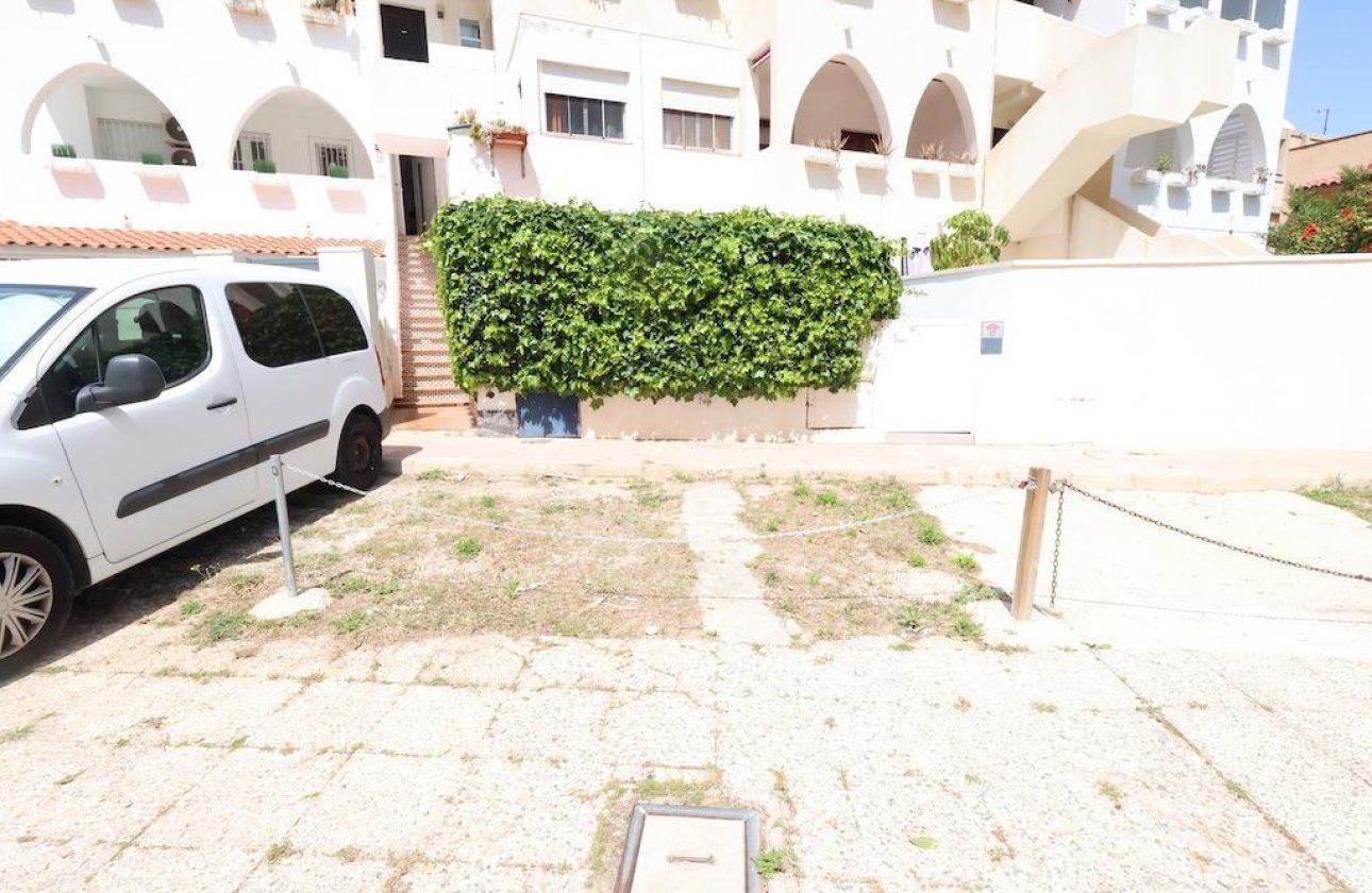 Resale - Apartment / flat - Orihuela Costa - La Zenia