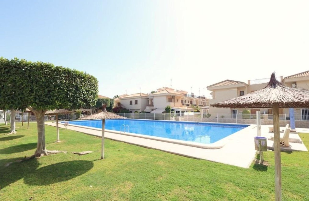 Resale - Apartment / flat - Orihuela Costa - Playa Flamenca