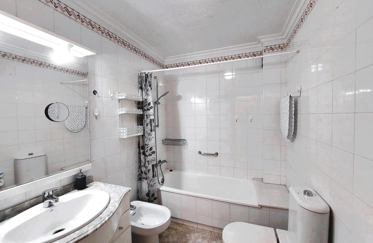 Resale - Apartment / flat - Orihuela Costa - Playa Flamenca