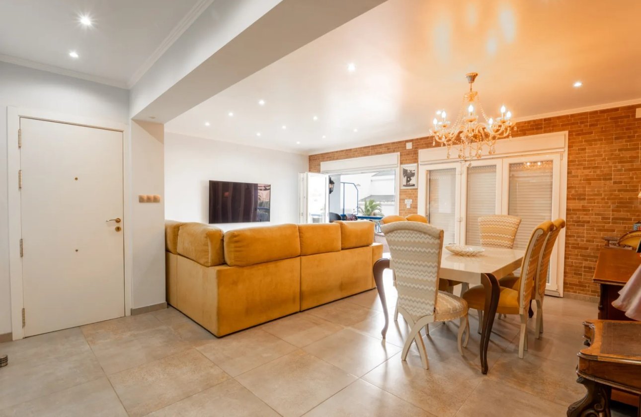 Resale - Apartment / flat - Torrevieja - Playa Del Cura