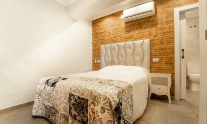 Resale - Apartment / flat - Torrevieja - Playa Del Cura