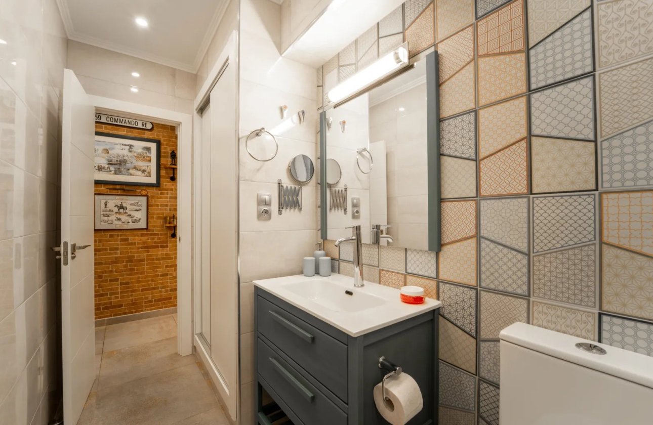 Resale - Apartment / flat - Torrevieja - Playa Del Cura