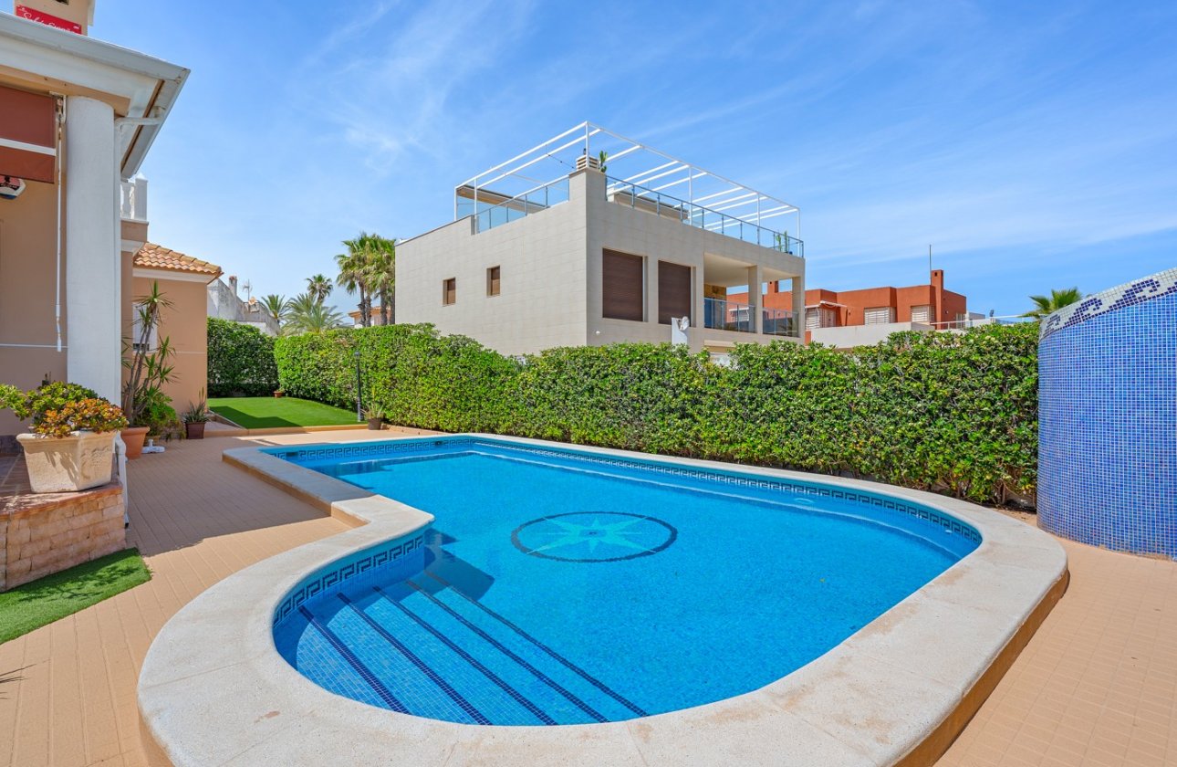 Revente - Villa - Torrevieja - La Mata