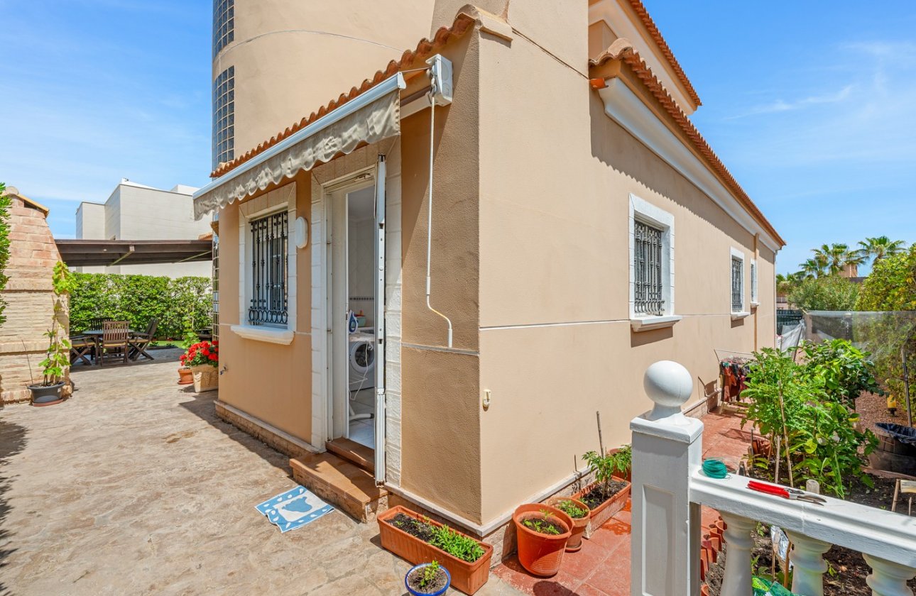 Revente - Villa - Torrevieja - La Mata