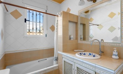 Revente - Villa - Torrevieja - La Mata