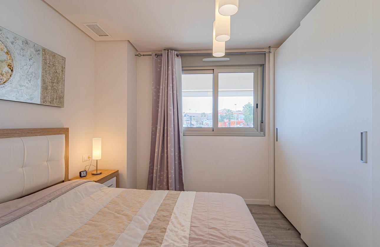 Reventa - Apartamento / piso - Orihuela Costa - Los Dolses