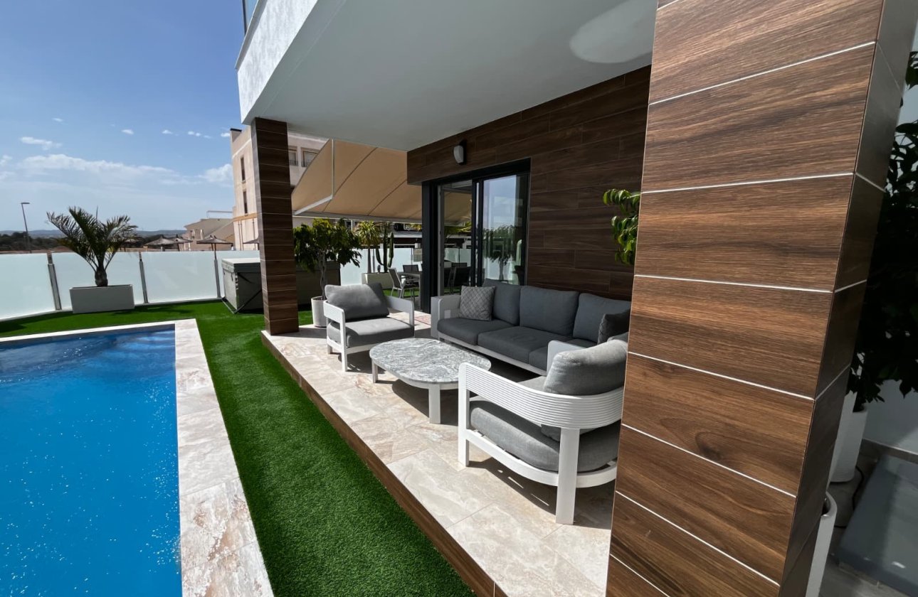 Resale - Villa - Orihuela - Entre Naranjos Vistabella Golf