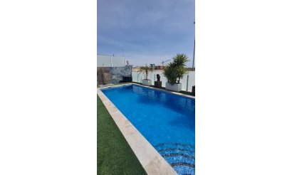 Resale - Villa - Orihuela - Entre Naranjos Vistabella Golf