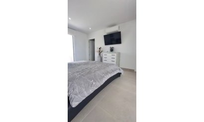 Resale - Villa - Orihuela - Entre Naranjos Vistabella Golf