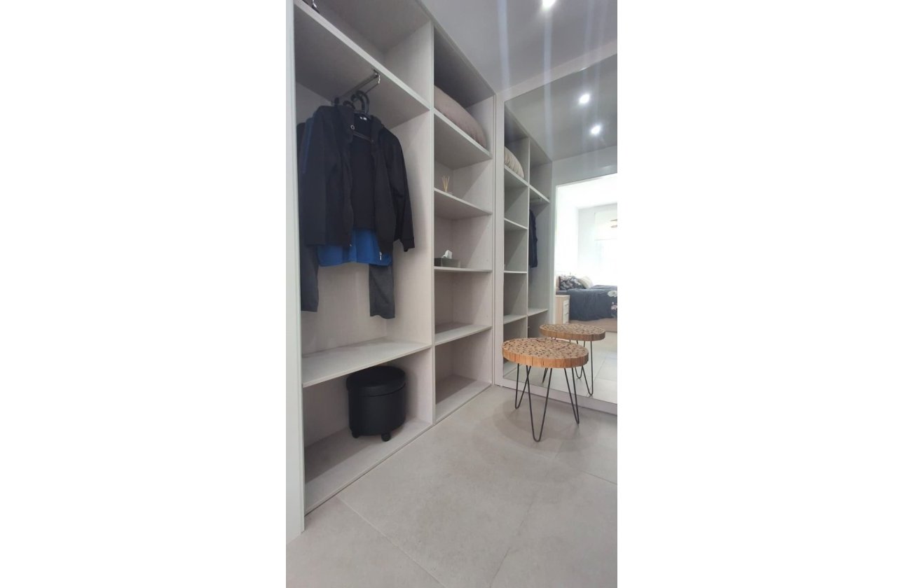 Resale - Villa - Orihuela - Entre Naranjos Vistabella Golf
