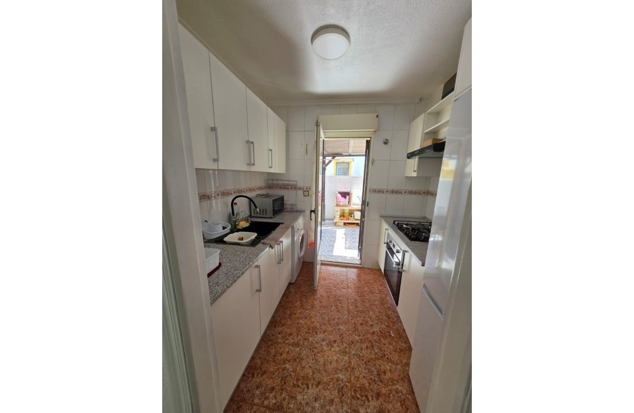 Resale - Townhouse - Torrevieja - La Siesta - El Salado -  Torreta