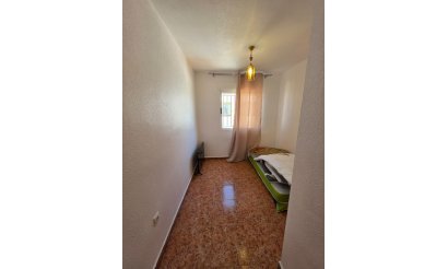 Resale - Townhouse - Torrevieja - La Siesta - El Salado -  Torreta