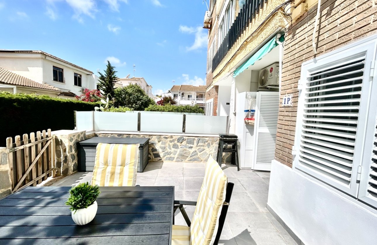Resale - Apartment / flat - La Zenia