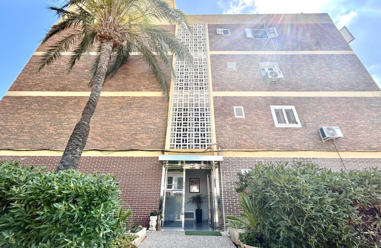 Resale - Apartment / flat - La Zenia