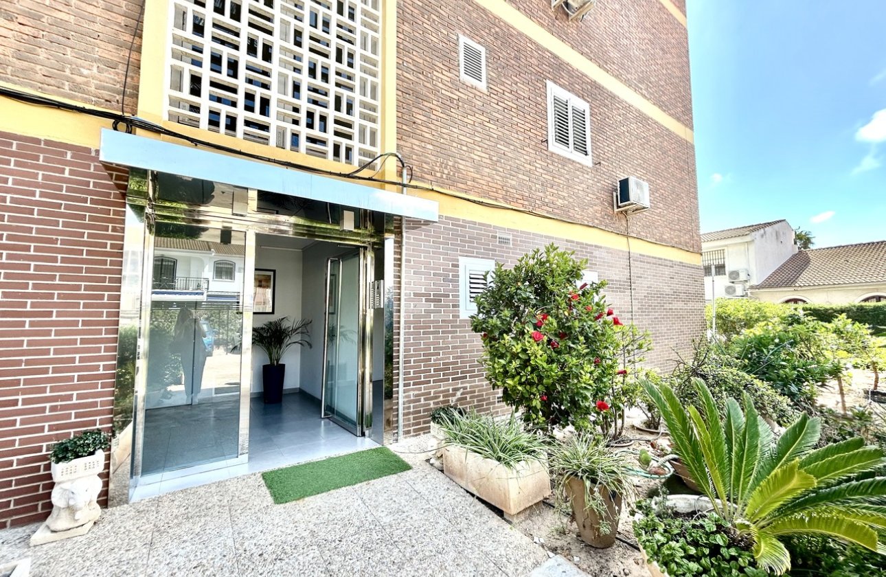 Resale - Apartment / flat - La Zenia