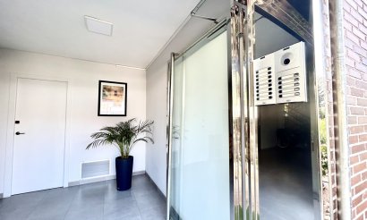 Resale - Apartment / flat - La Zenia